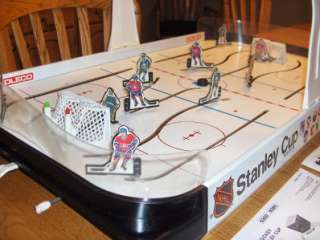 VINTAGE COLECO NHL STANLEY CUP TABLE HOCKEY GAME  