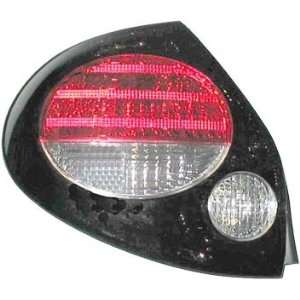    00 01 Nissan Maxima SE Tail Light Lamp Driver Side LEFT Automotive