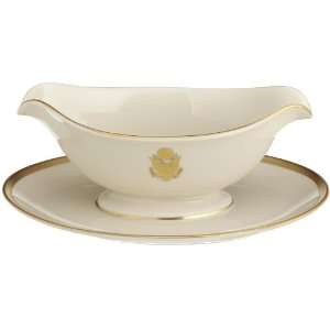  Pickard Palace Ivory with Eagle Crest Fine China Gravy 